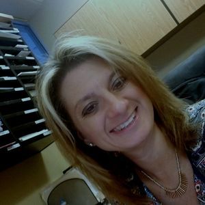 Meet your Posher, Annette